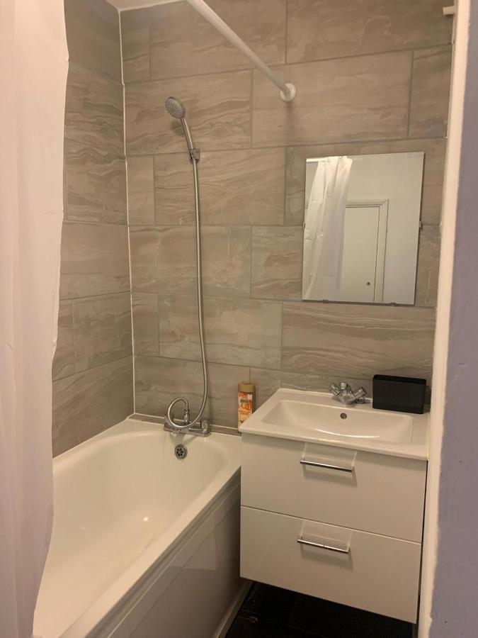Tt Luxury Apartments Londra Esterno foto